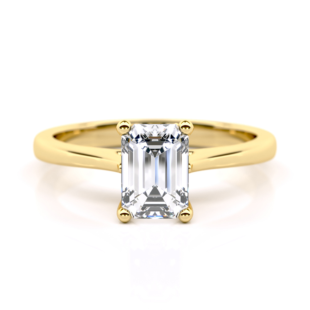 Selene Solitaire Ring in 18k Yellow Gold with Emerald Diamond