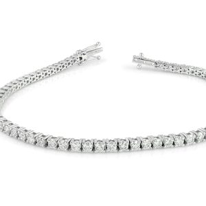 Tennis bracelet with diamonds in 18k white gold 3.42ct t.w.